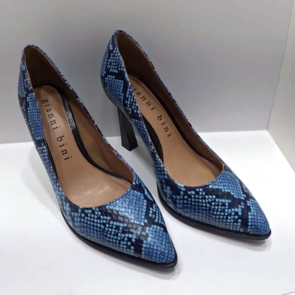 GIANNI BINNI HEELS SIZE 6.5 WOMEN SHOE FAUX SNAKESKIN BLUE & BLACK PATTERN BUSIN